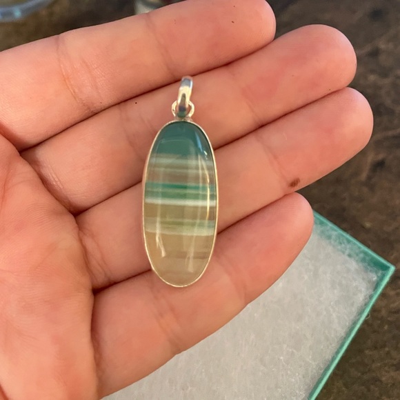 Genuine Green Striped Agate 925 Sterling Silver Pendant 🤍💚 - Picture 2 of 3